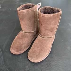 Bear-paw little girl boots